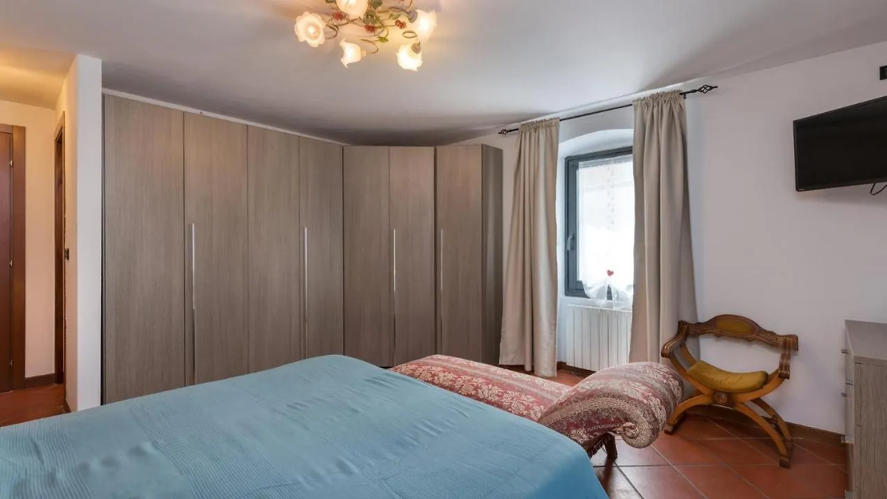 Oda ve Kahvaltı B&B Lawanda Idro İtalya