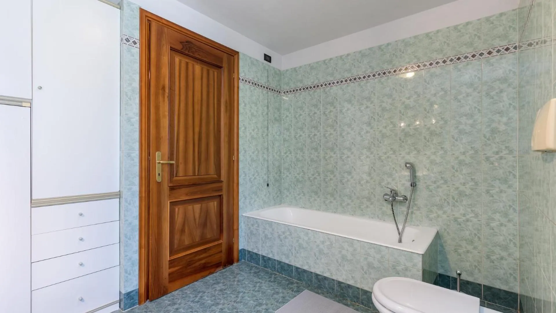 B&B Lawanda Idro